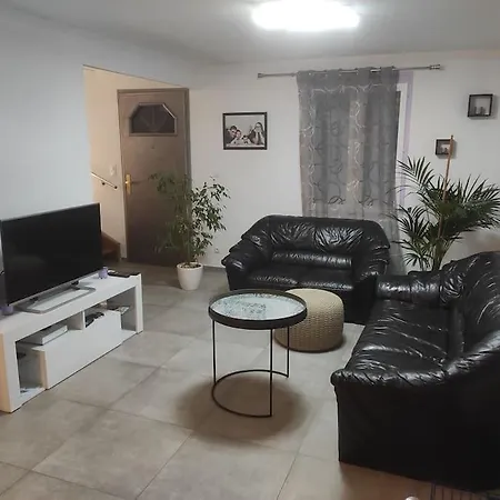 Au Calme / Clim / Barbecue / Parking /plage Villa *